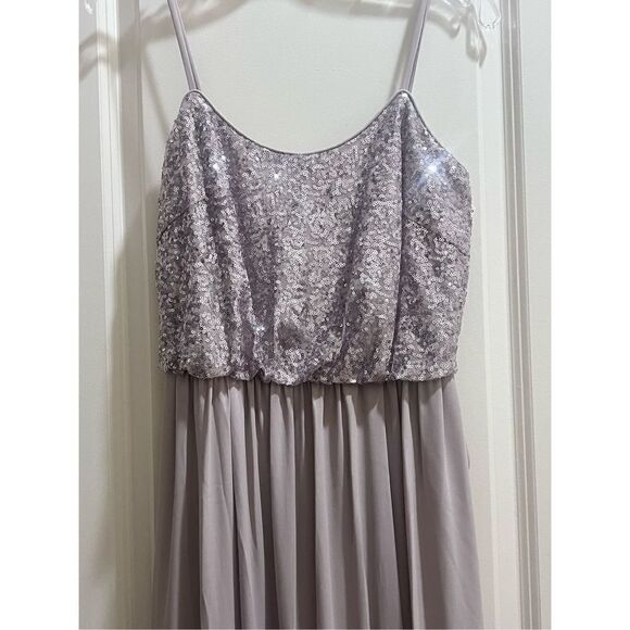Champagne sequin sleeveless formal gown, sz 4, new with tags prom bridesmaid - Picture 2 of 5